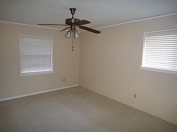 5th image of 153 Stardust Ln