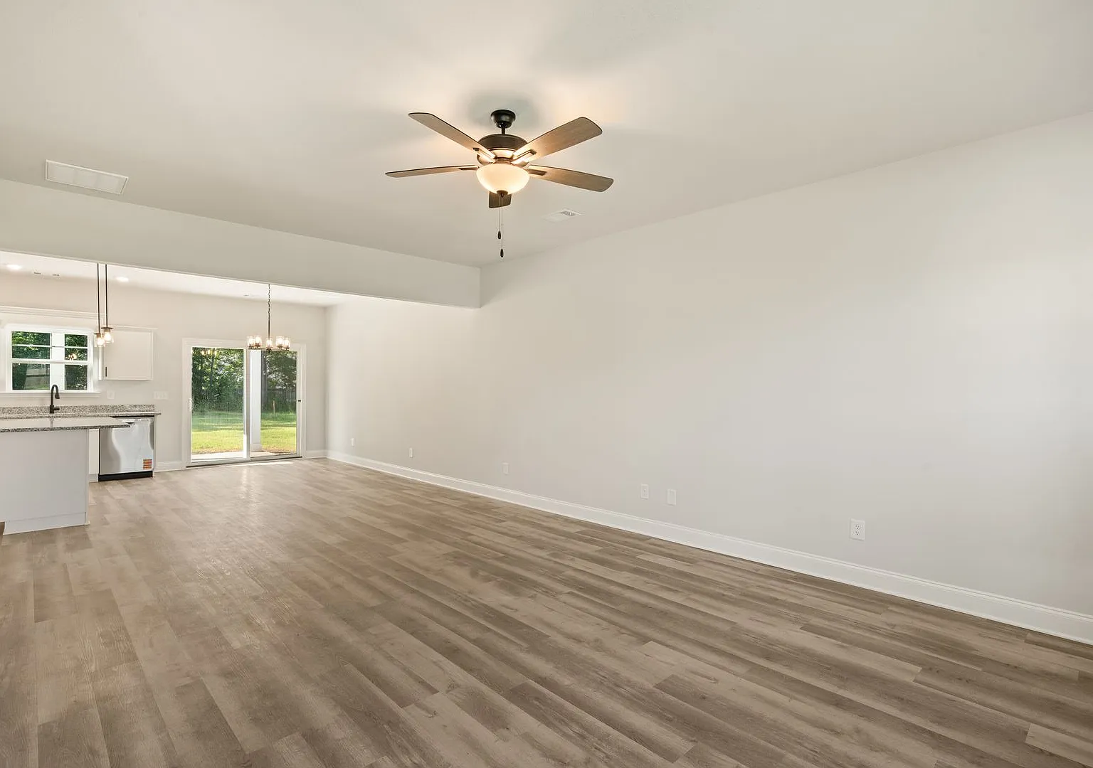 Keystone Homes - 337 Crosswinds Drive — Photo 4