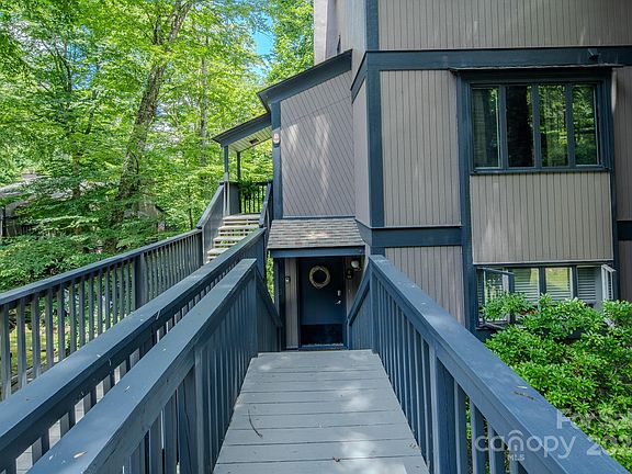 2nd image of 150 Glenwood Ln