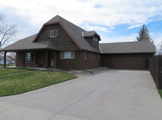 1214 39th St S, Great Falls, MT 59405