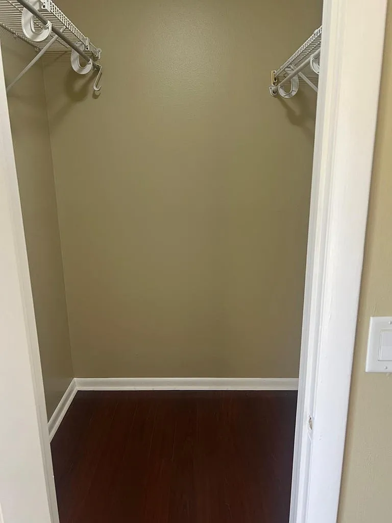 2 bed, 1328 sqft, $2,500 — Photo 4