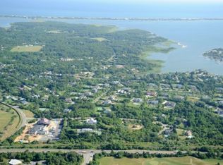 33 Nicholas Ct, Southampton, NY 11968
