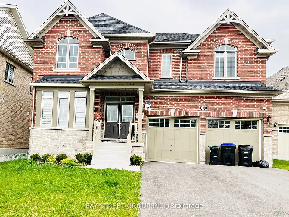 128 Victoria Wood Ave
