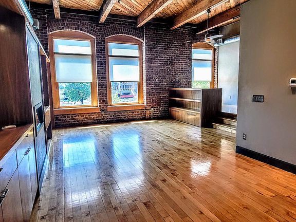 2nd image of 105 S 9th St APT 402