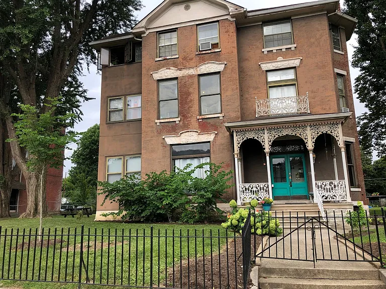 1382 S. First St — Photo 14