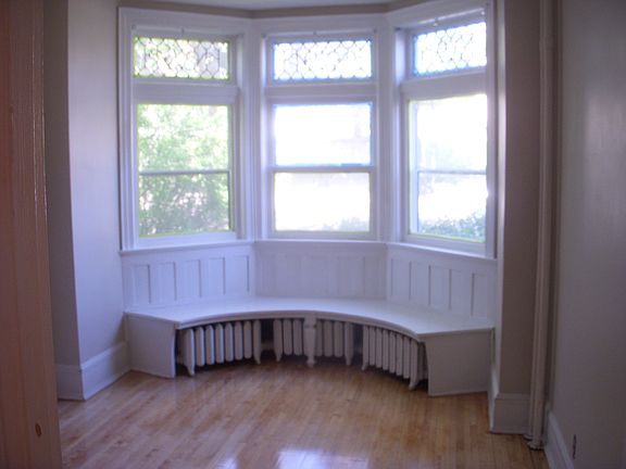 5th image of 333 N 9th Ave E APT 1