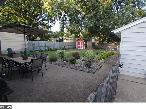 2nd image of 6829 10th Ave S