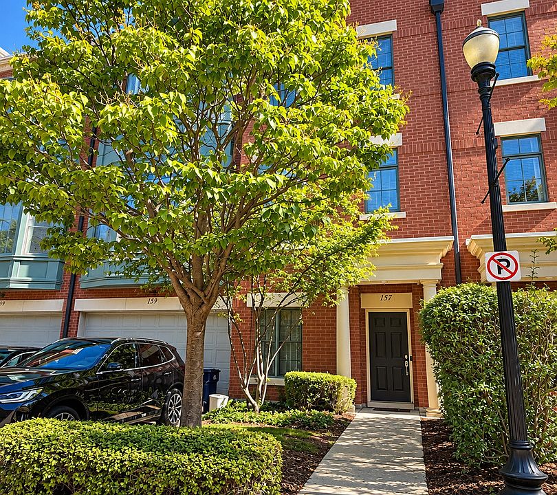 1st image of 157 River Walk Ct