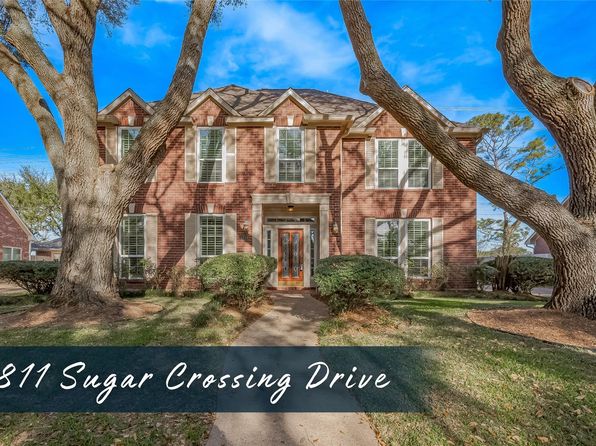 1811 Sugar Crossing Dr, Sugar Land, TX 77478