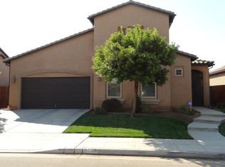 6117 N Caspian Ave, Fresno, CA 93723