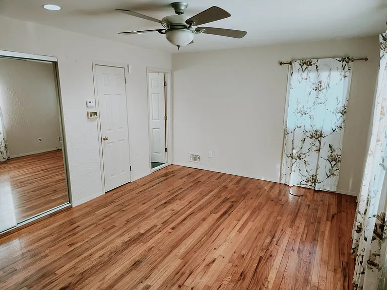 9 Firelight Ct — Photo 12