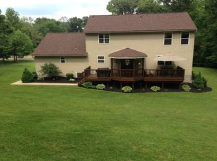 123 Evergreen Rd, Trafford, PA 15085