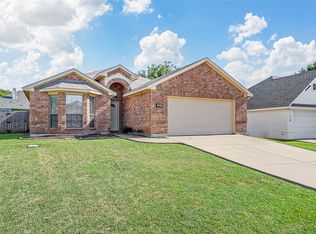 114 Water Oak Ln, Weatherford, TX 76086