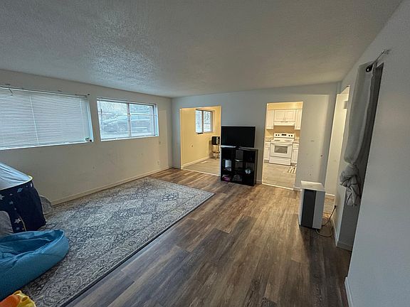 2nd image of 255 Wheelock Pkwy W APT 1