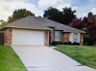 4417 Hummingbird Ct, Fort Worth, TX 76137