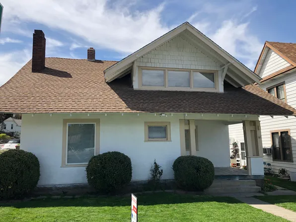 712 S Main St, Colfax, WA 99111
