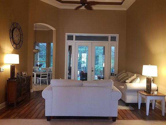 Formal living area
