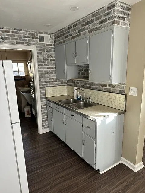 1 bed, 700 sqft, $775 — Photo 3