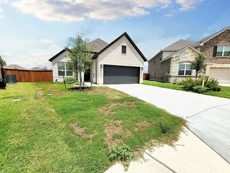 513 Three Feathers Ct — Photo 6
