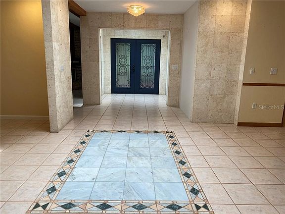 4th image of 21326 Coachman Ave