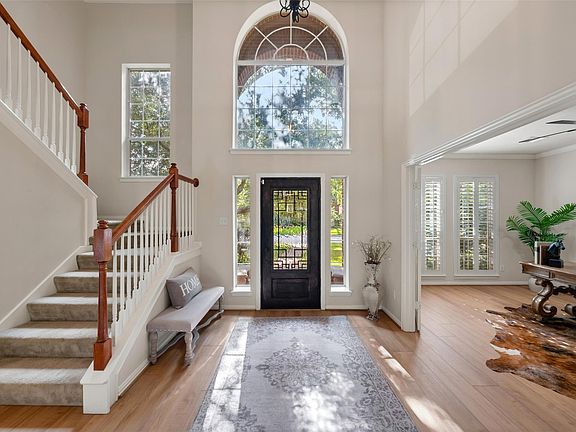 3rd image of 14803 Ramblebrook Ln