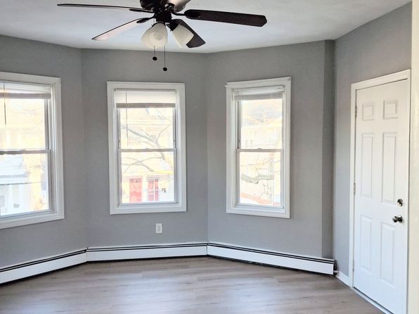 204 River Ave #2
