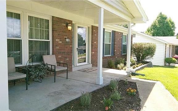 2nd image of 4126 Avery Ln