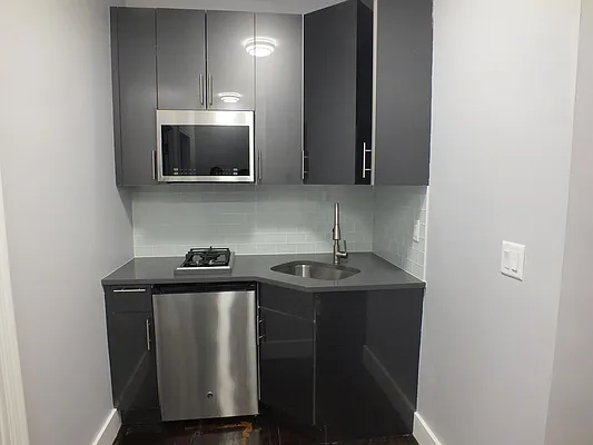 Rented by ADAR 2000 INC | media 7