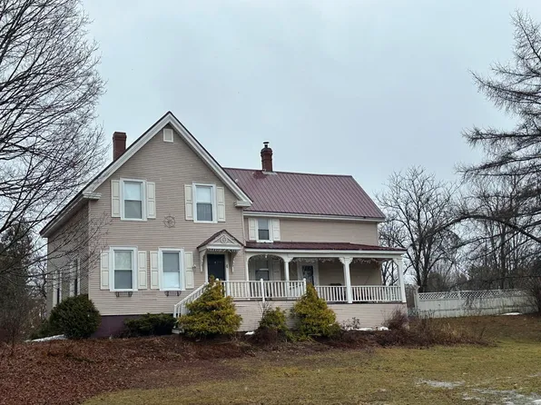 4 Brook Street, Houlton, ME 04730