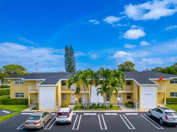 2300 Del Aire Boulevard #204, Delray Beach, FL 33445