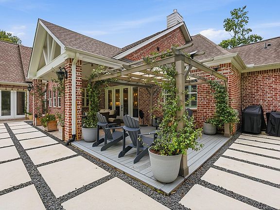 5th image of 7106 Hampton Ct