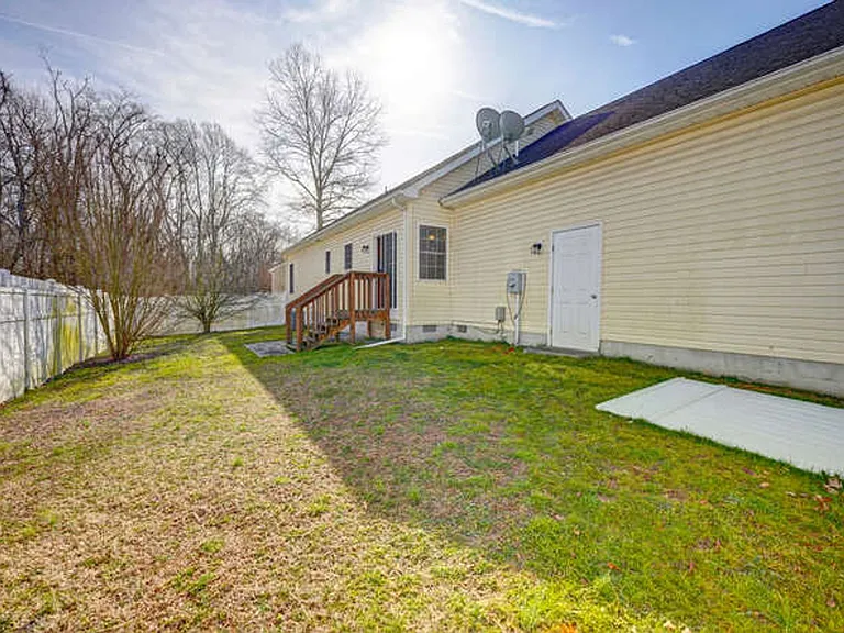 110 Fox Dale Rd — Photo 49