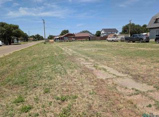 308 W 4th St, Portales, NM 88130