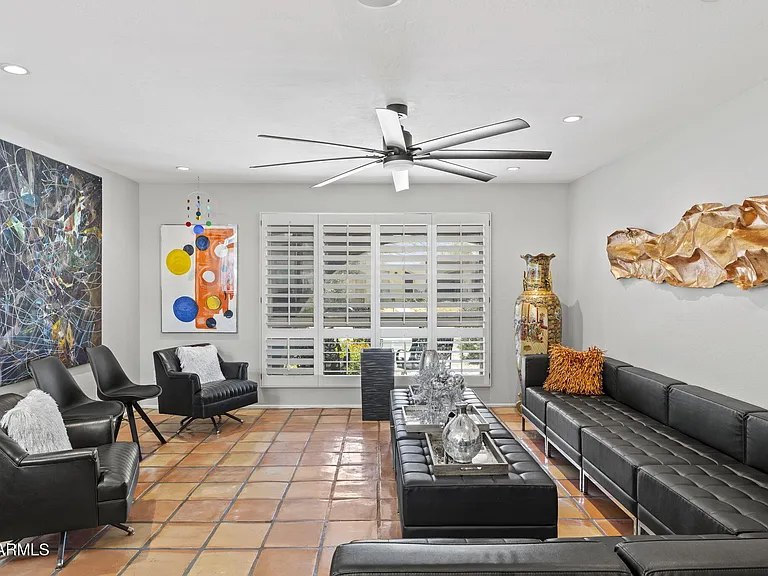 4002 E Alan Ln — Photo 7