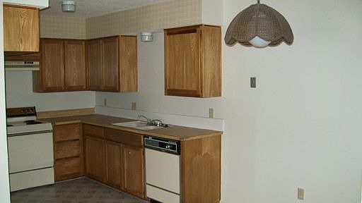 3rd image of 7770 Brandi Pl