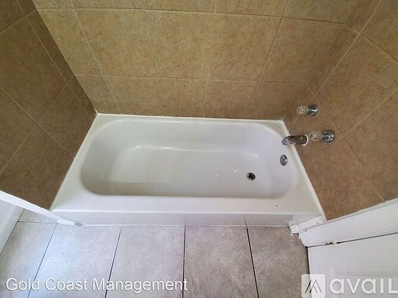 5th image of 433 Deeds Ave