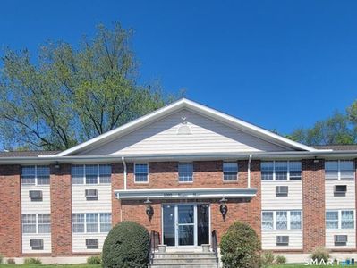 1000 Knapps Highway #14, Fairfield, CT, 06825
