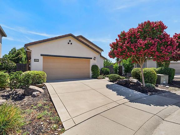5th image of 9582 Blue Mountain Way