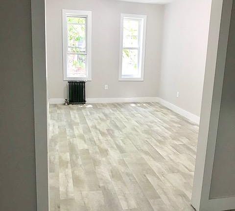 4th image of 119 Roosevelt Ave #2