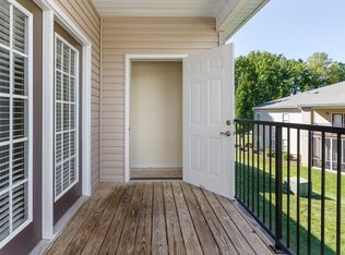 Spacious apartments in central location, Greensboro, NC 27407