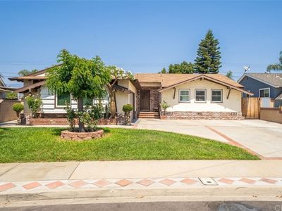1135 W Kingside Dr, Covina, CA, 91722