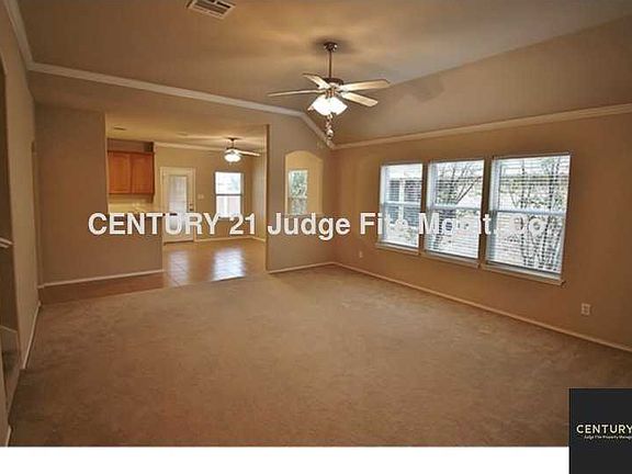 5th image of 1626 Hillside Dr