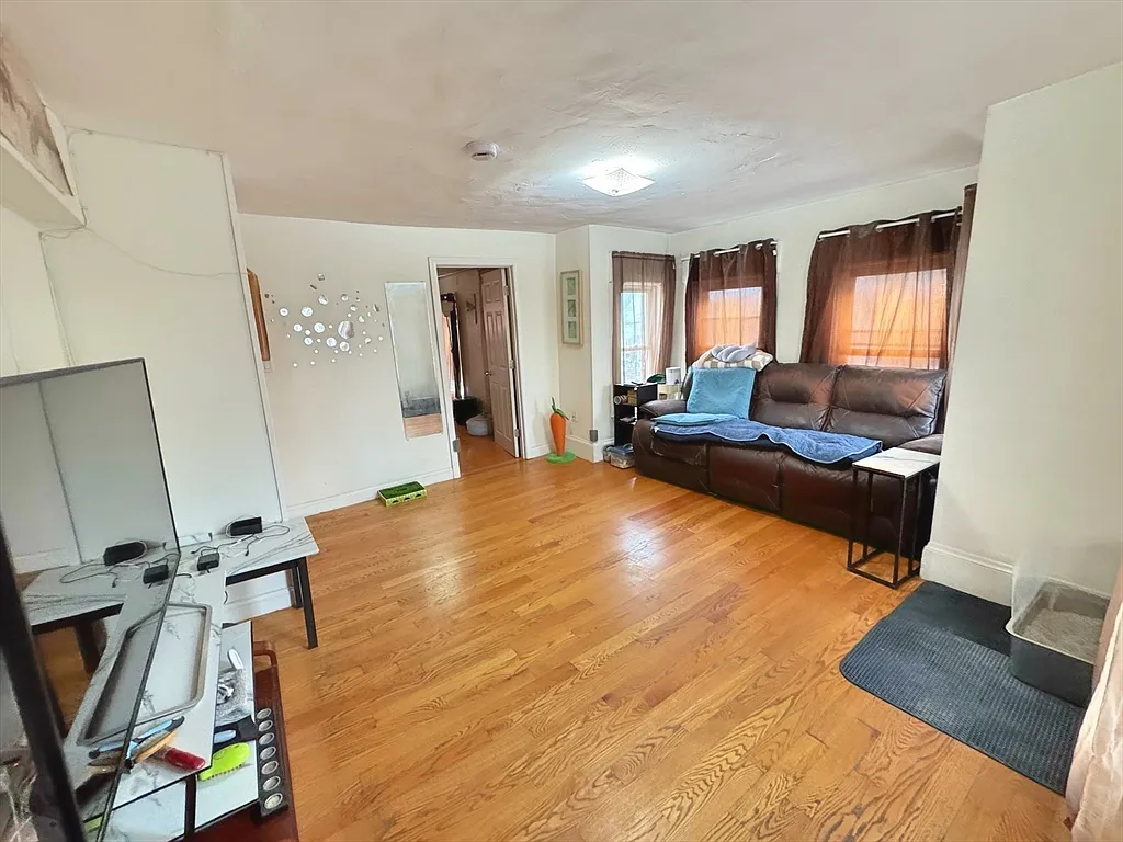 Building Photo - 22 Almont St #2