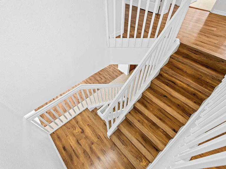 19389 SW 64th St — Photo 16