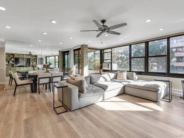 162-31 9th #5C, Beechhurst, NY 11357