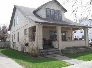 946 Innes St NE, Grand Rapids, MI 49503