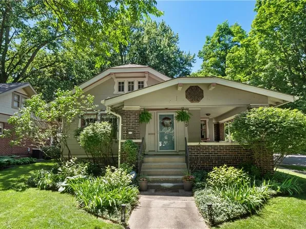 310 N Gladstone Blvd, Kansas City, MO 64123