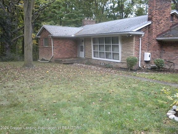 2nd image of 29770 Woodland Dr