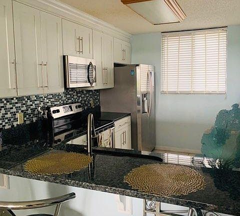 2nd image of 300 Columbia Dr Unit 4061