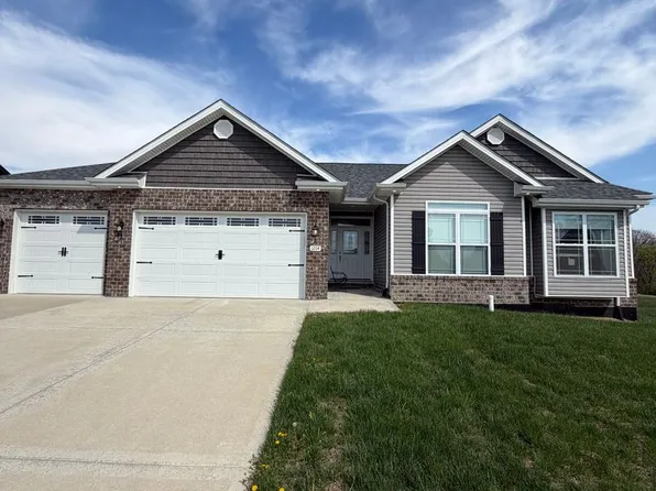 1204 Yeats Ct, O Fallon, IL 62269